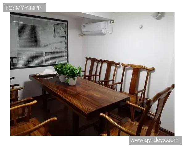 足球明星飞龙的精彩瞬间与生平故事全解析